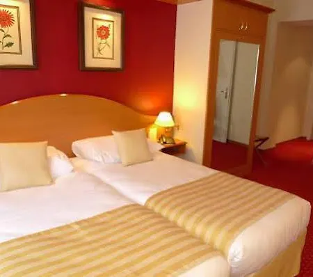 International & Terminus Hotel 3*